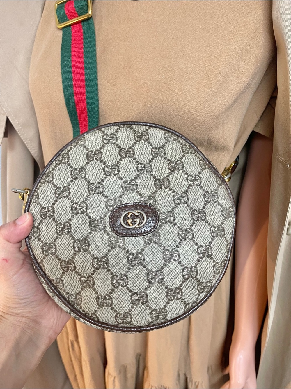 Authentic GUCCI vintage GG canvas crossbody bag - Picture 3 of 12